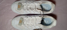 Load image into Gallery viewer, Women's Walking/ Tennis Shoes (Avia)
